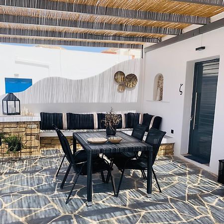 Mazi Stin Io Villa Иос Хора Екстериор снимка